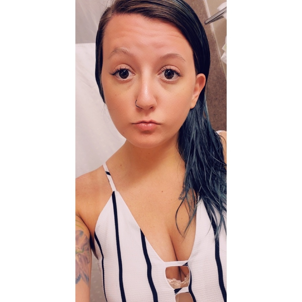 Meet your Posher, Stacie